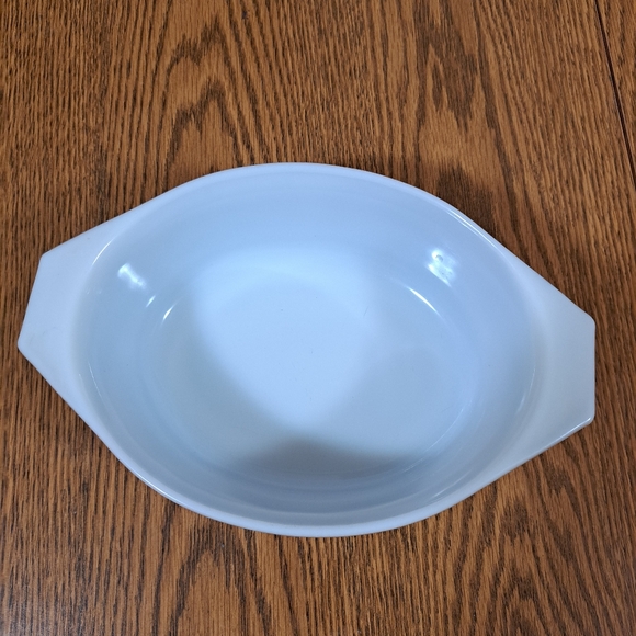 Pyrex Woodland Oval Casserole Dish 1.5 Liter 043 - Picture 5 of 10